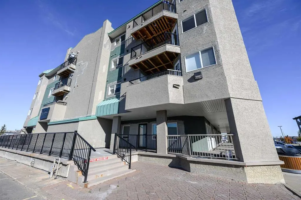 9919 99 Avenue, #209