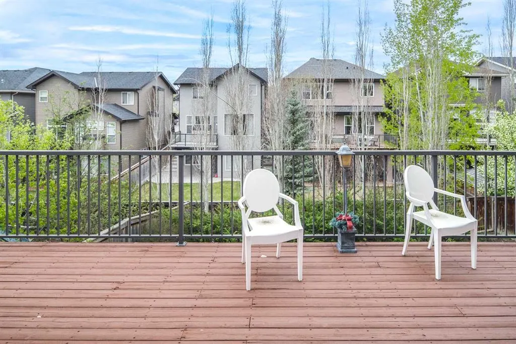 105 Aspen Stone Road SW