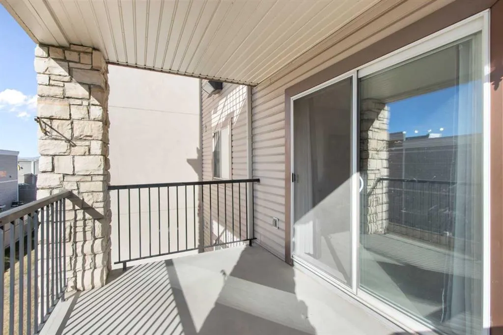 505 Railway Street W, #2204