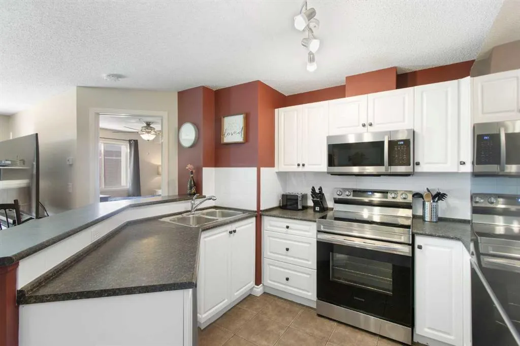 505 Railway Street W, #2204