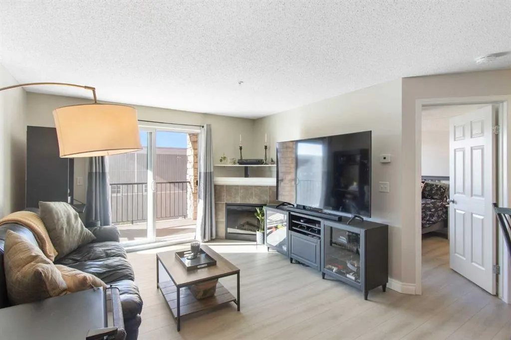 505 Railway Street W, #2204
