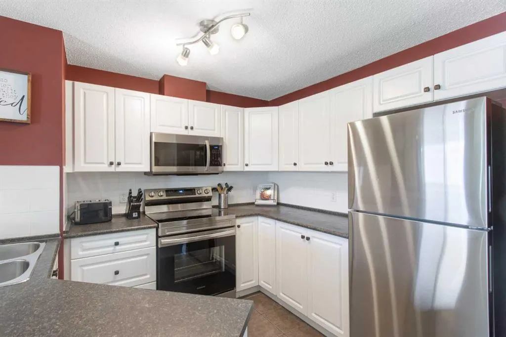 505 Railway Street W, #2204