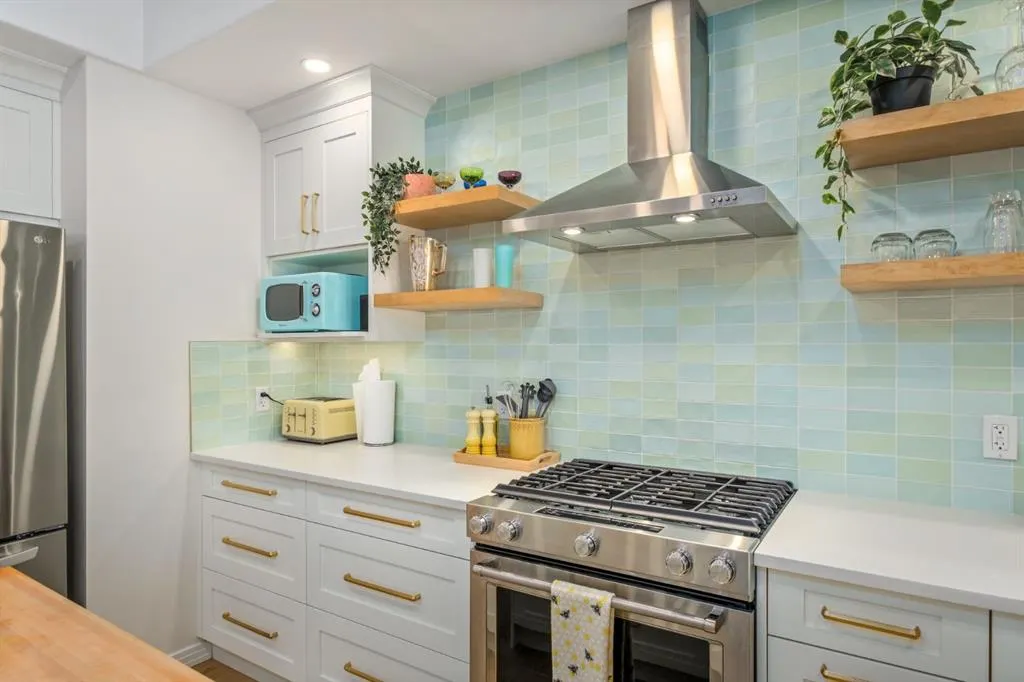 35 Fairview Drive SE