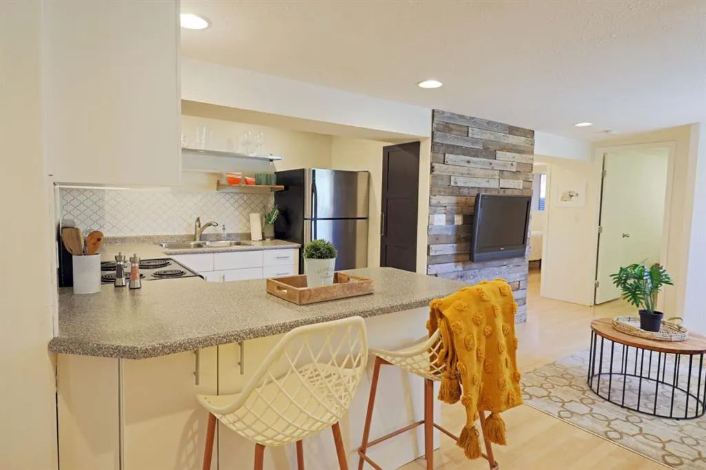 35 Fairview Drive SE