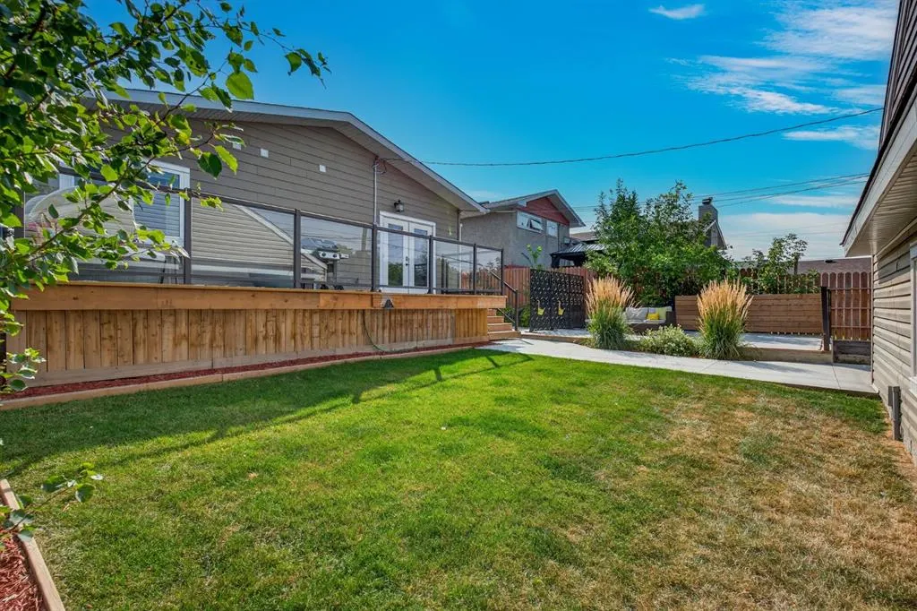 35 Fairview Drive SE