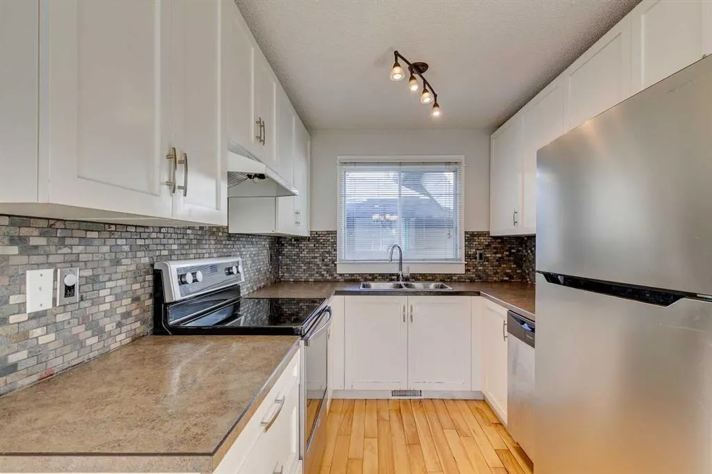 108 Sunbank Way SE