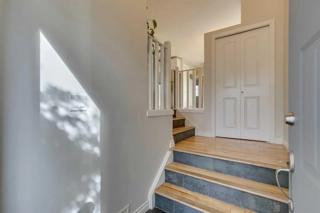108 Sunbank Way SE
