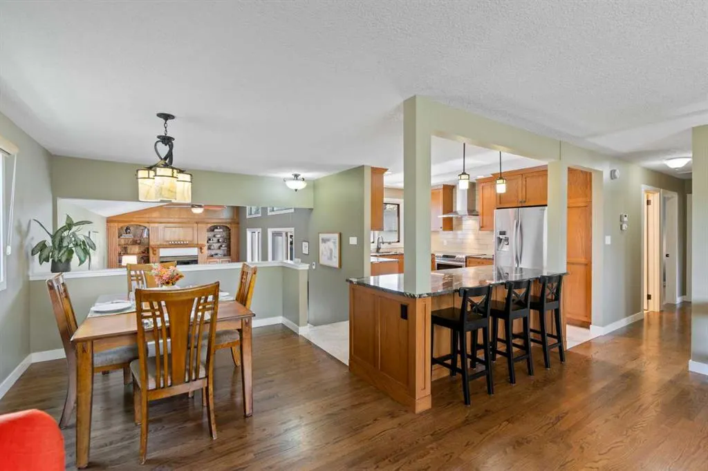 1147 Lake Huron Crescent SE