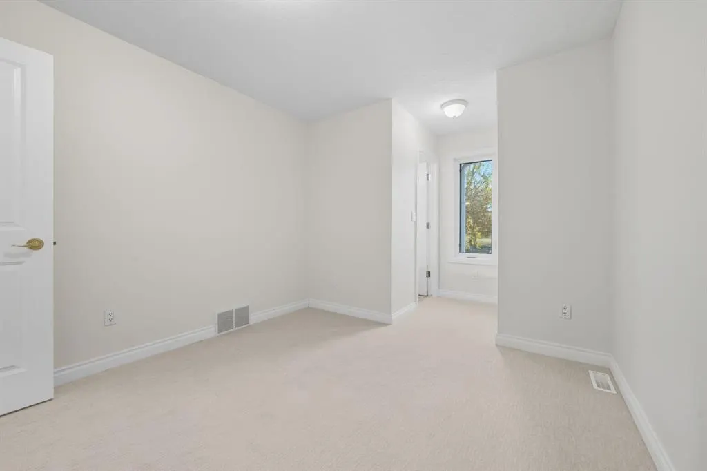 2113 Broadview Road NW
