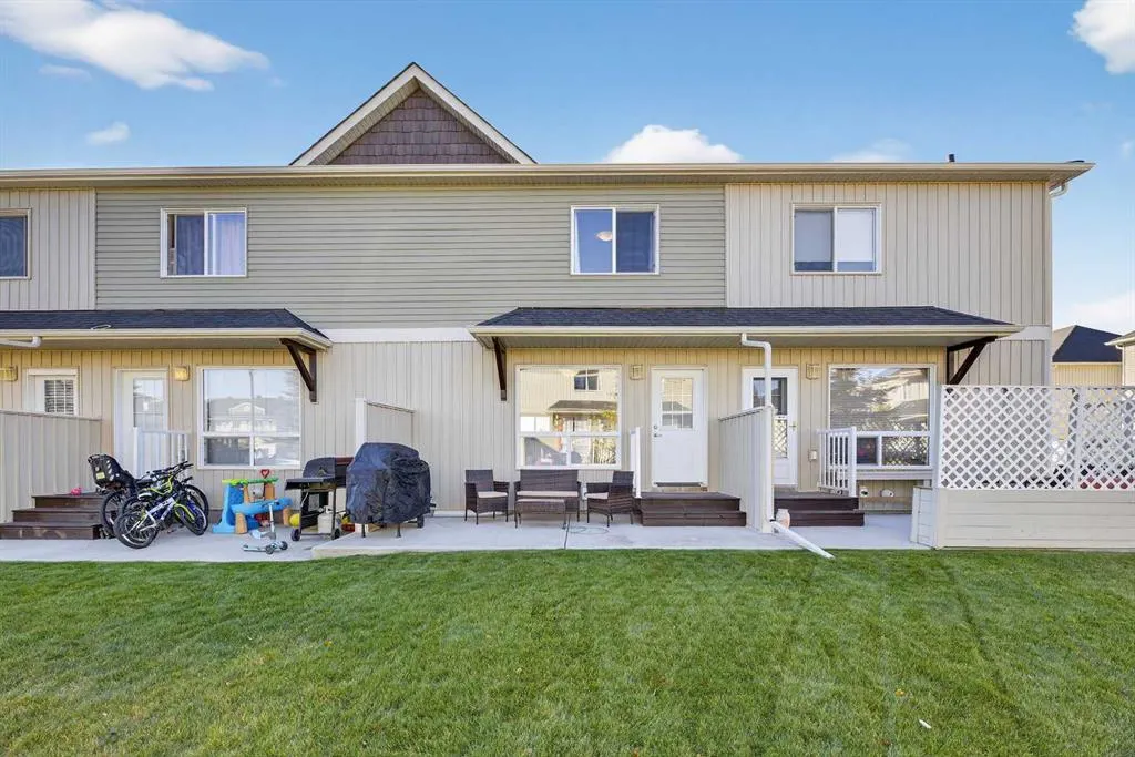 1402 Clover Link