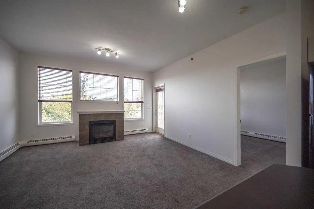 1000 Applevillage Court SE, #310