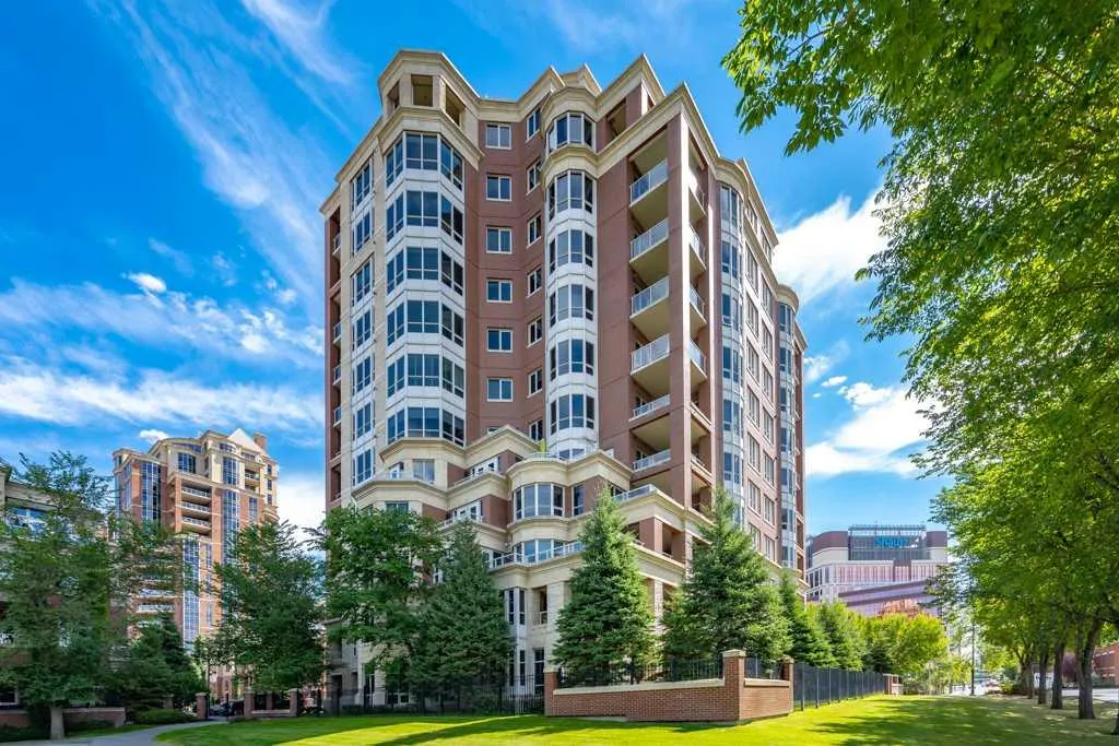 690 Princeton Way SW, #1201