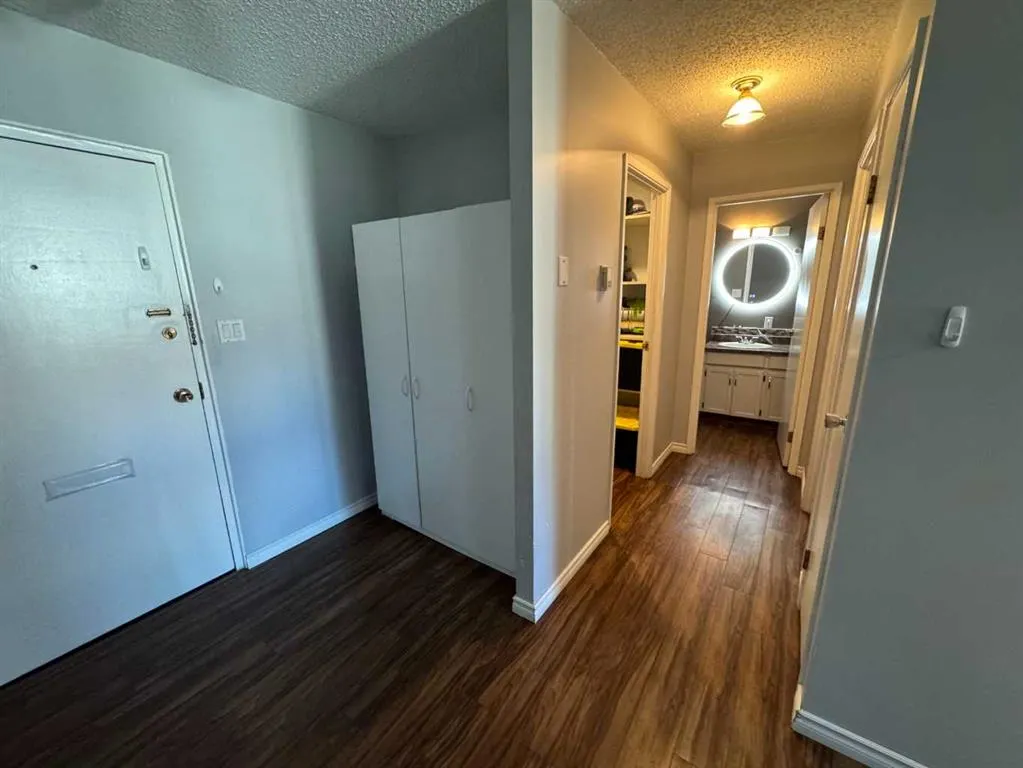 10230 106 Avenue, #104