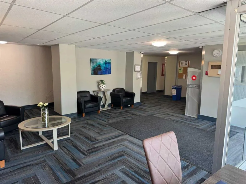 10230 106 Avenue, #104