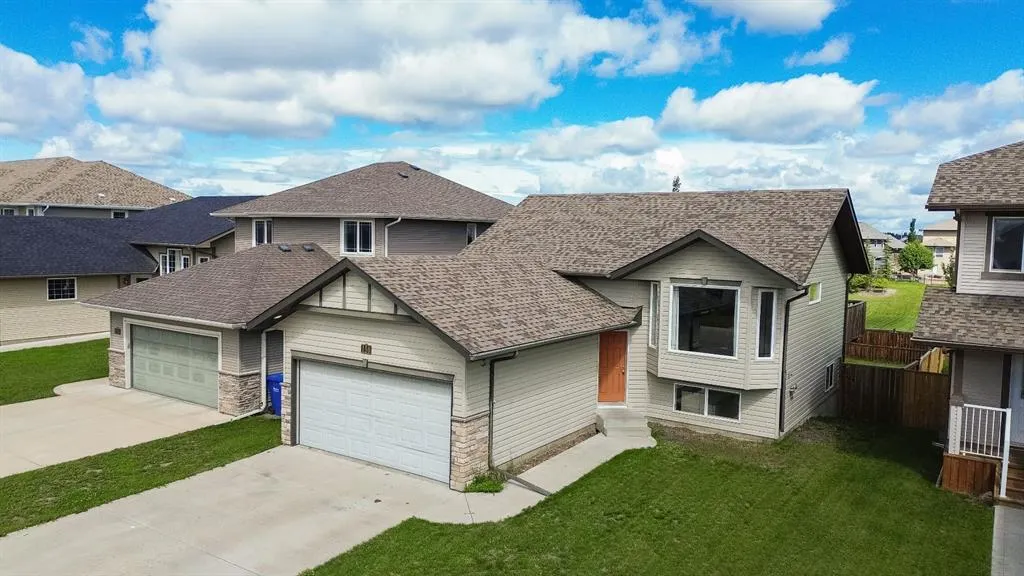 130 Larsen Crescent