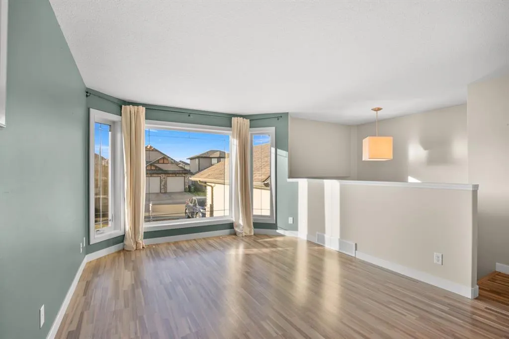 130 Larsen Crescent