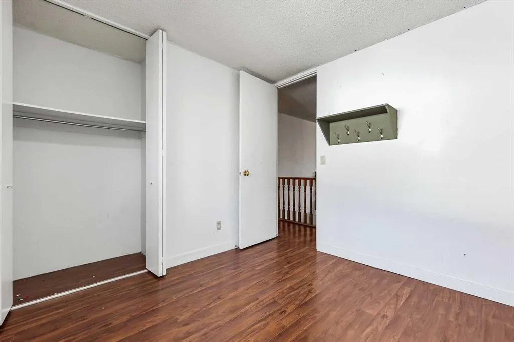 256 Cedarpark Drive SW