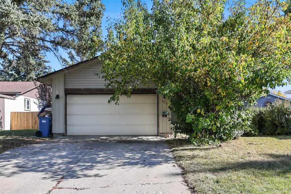 256 Cedarpark Drive SW