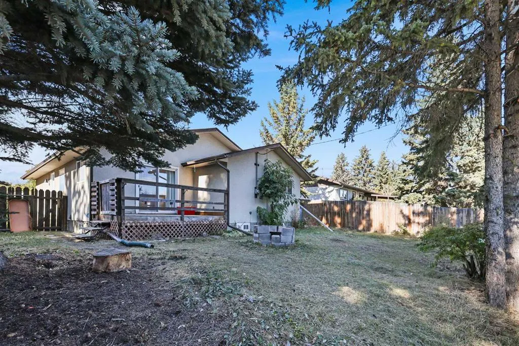 256 Cedarpark Drive SW
