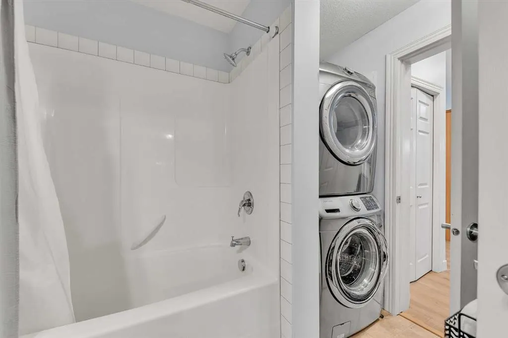 1408 17 Street SE, #208