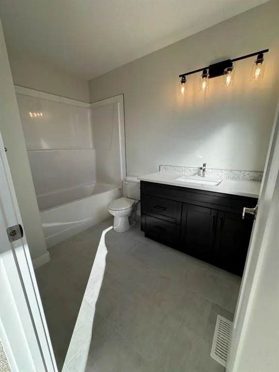 21 Vermont Close