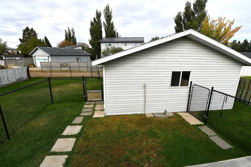 337 Laura Ave Avenue W