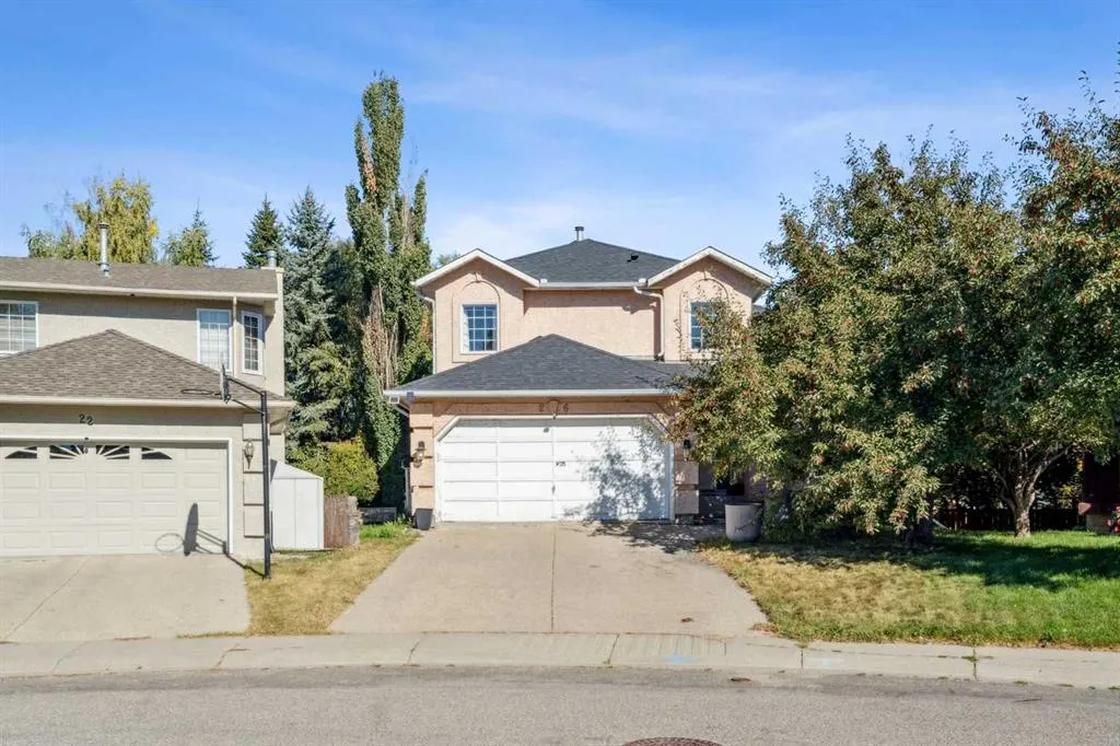 26 Mt Robson Close SE