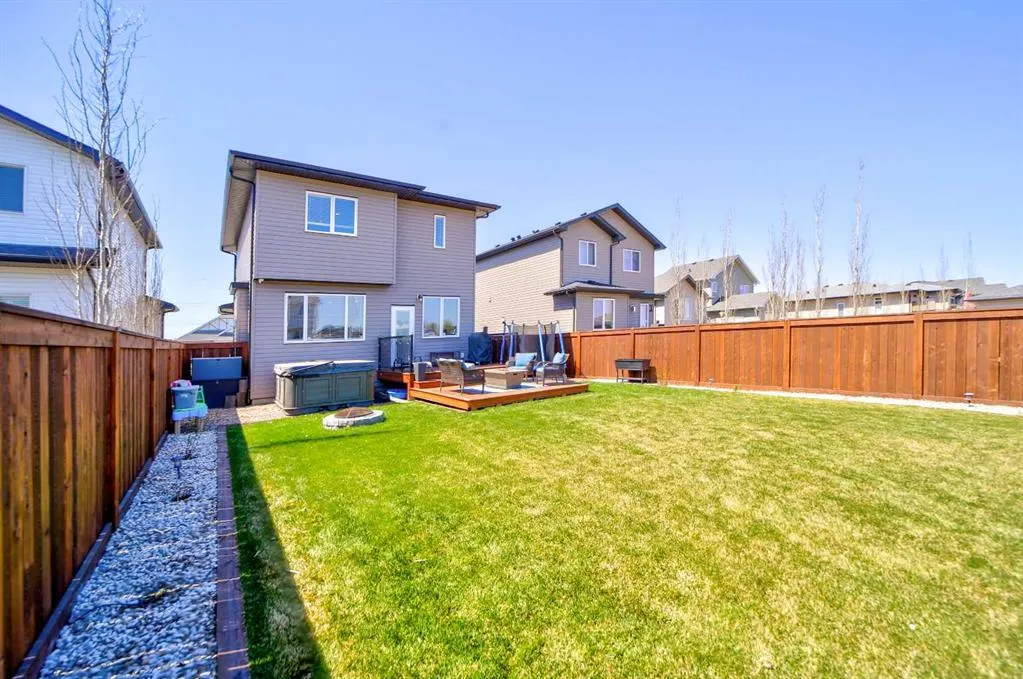 233 Agnes Short Place N