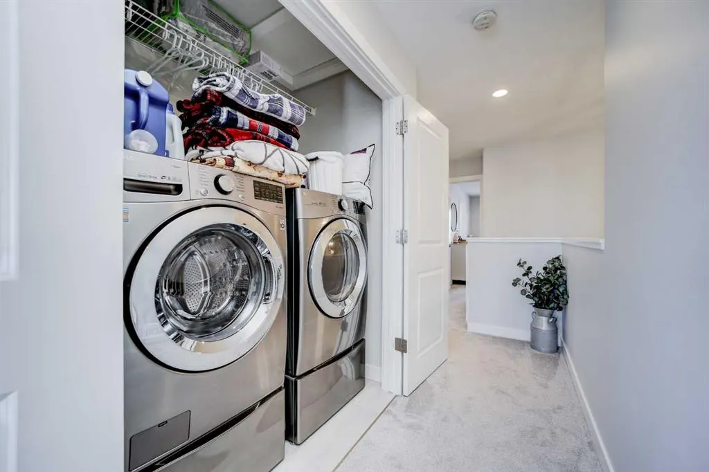 233 Agnes Short Place N