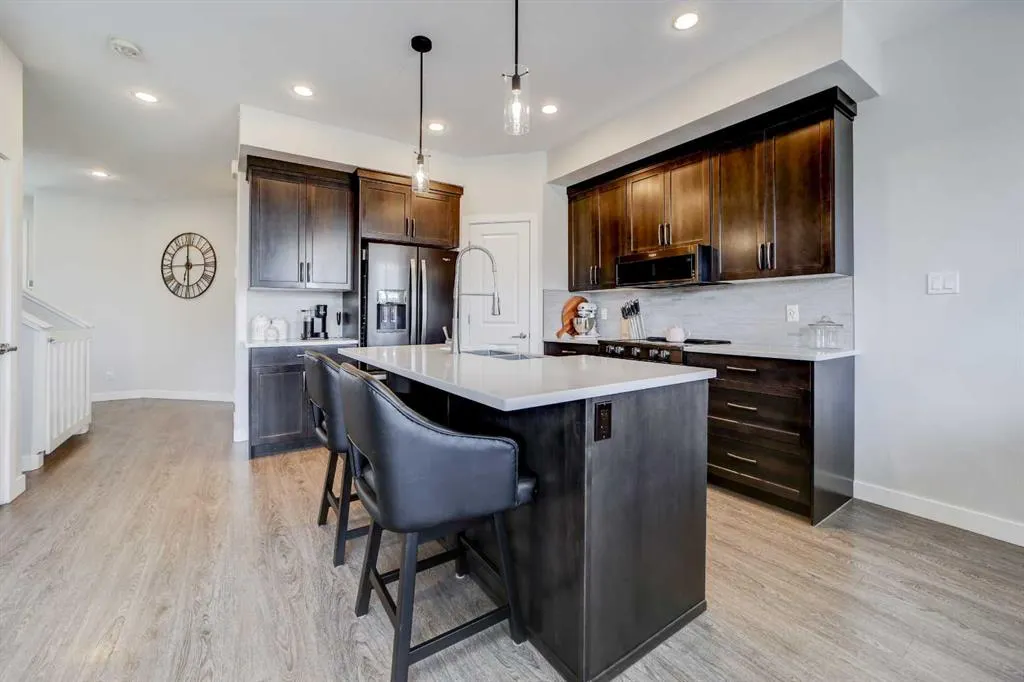 233 Agnes Short Place N