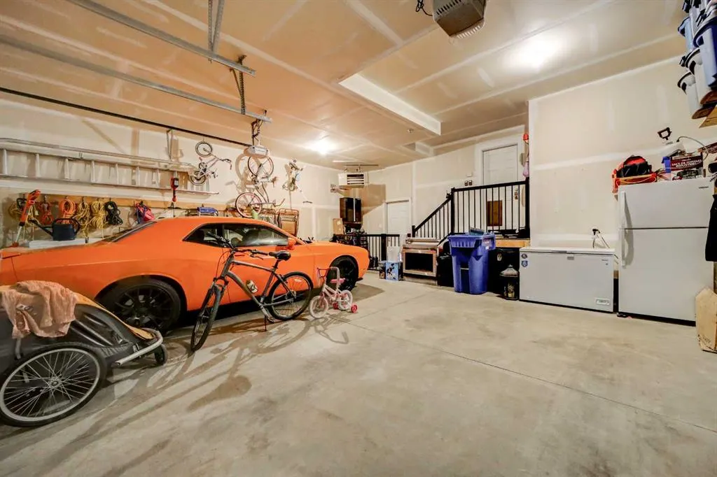 233 Agnes Short Place N