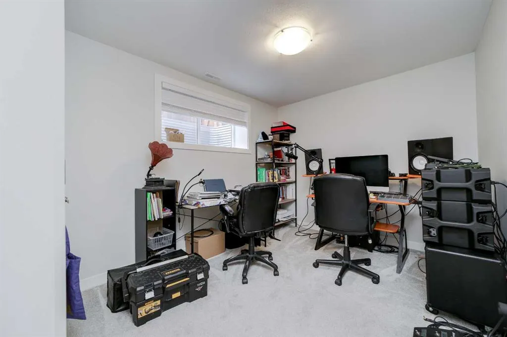 233 Agnes Short Place N