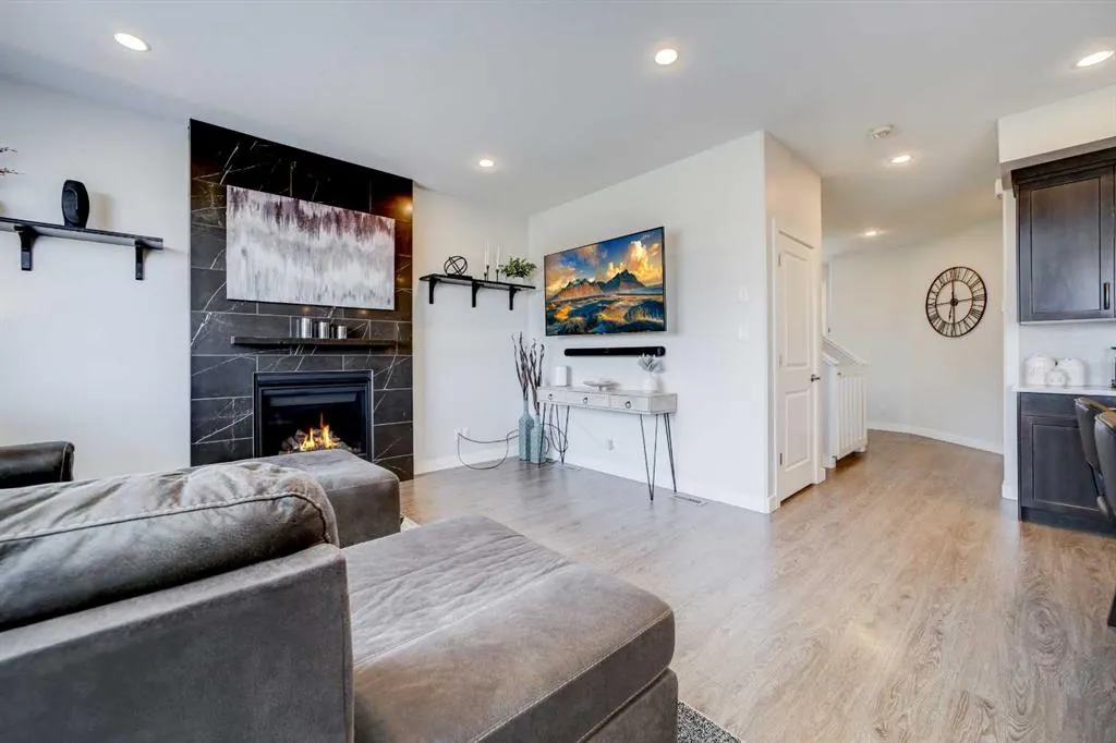233 Agnes Short Place N