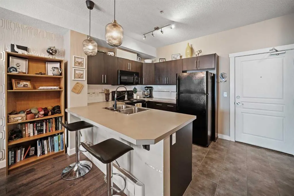 2300 Evanston Square NW, #115