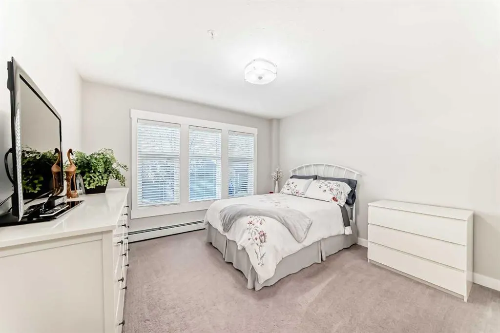 11 MAHOGANY Row SE, #2103