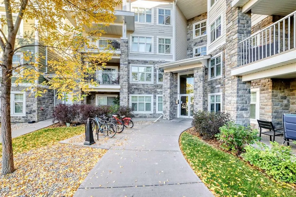 11 MAHOGANY Row SE, #2103