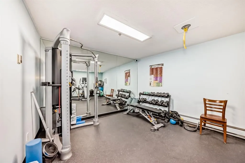 540 18 Avenue SW, #202
