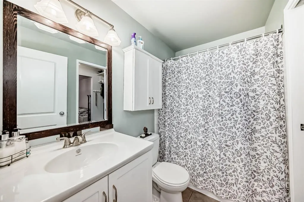 540 18 Avenue SW, #202