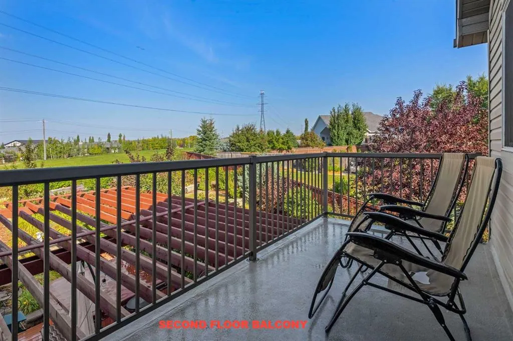 72 Tuscany Ridge Crescent NW