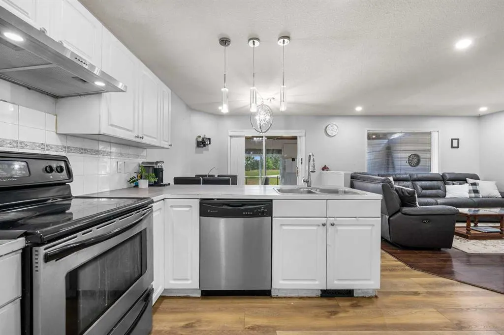 48 Martha's Haven Green NE