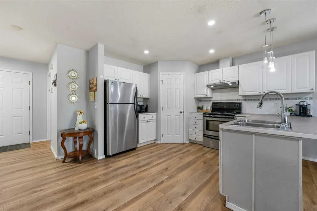 48 Martha's Haven Green NE