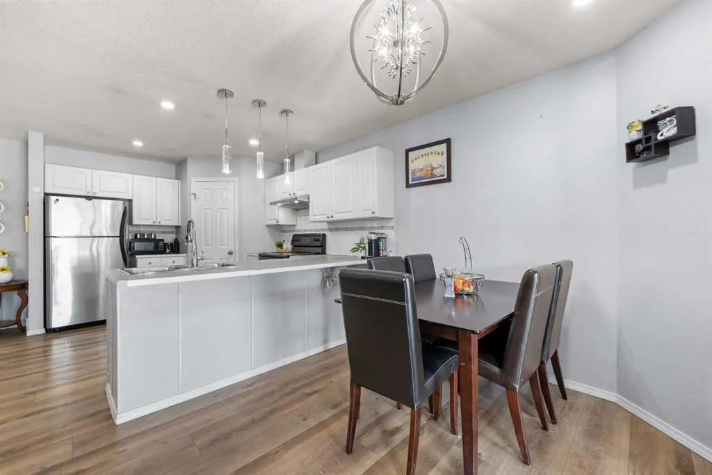 48 Martha's Haven Green NE