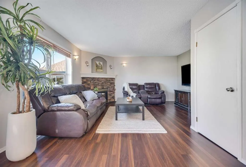 10 Westfall Crescent