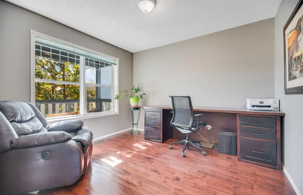 10 Westfall Crescent