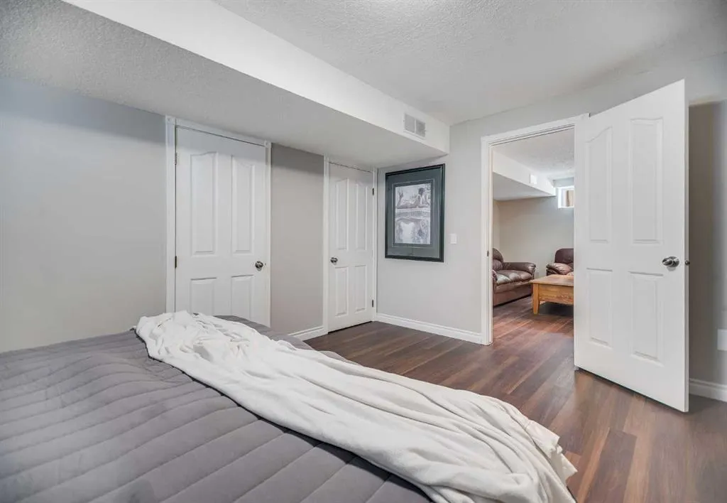 10 Westfall Crescent