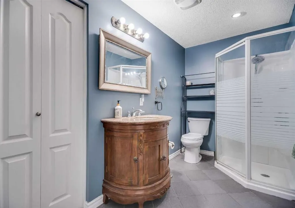 10 Westfall Crescent