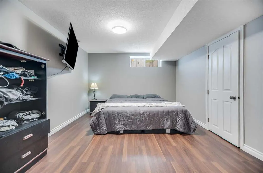 10 Westfall Crescent