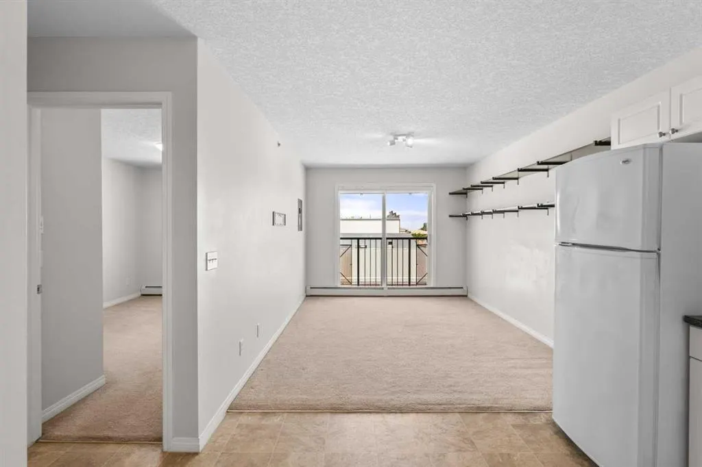 1010 Railway Street, #308