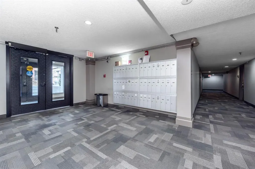 647 1 Avenue NE, #307