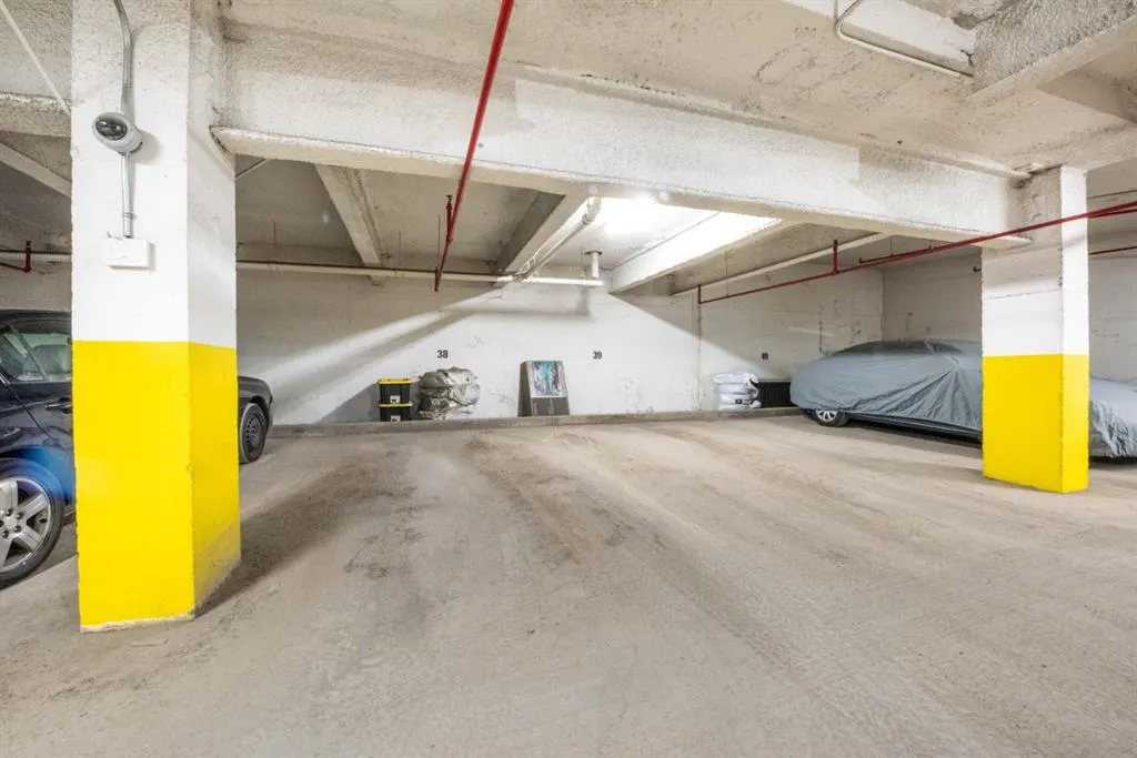 647 1 Avenue NE, #307